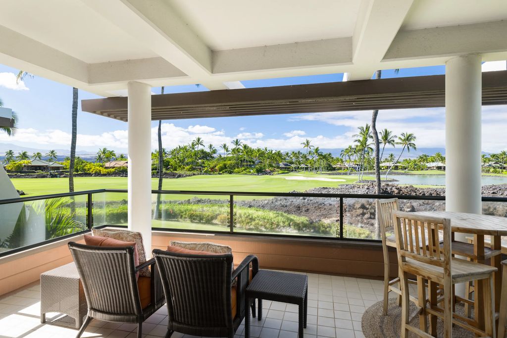 68-1050 Mauna Lani Point J201, Kamuela