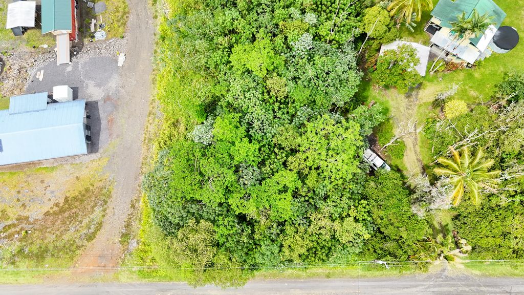 18th Ave, Keaau