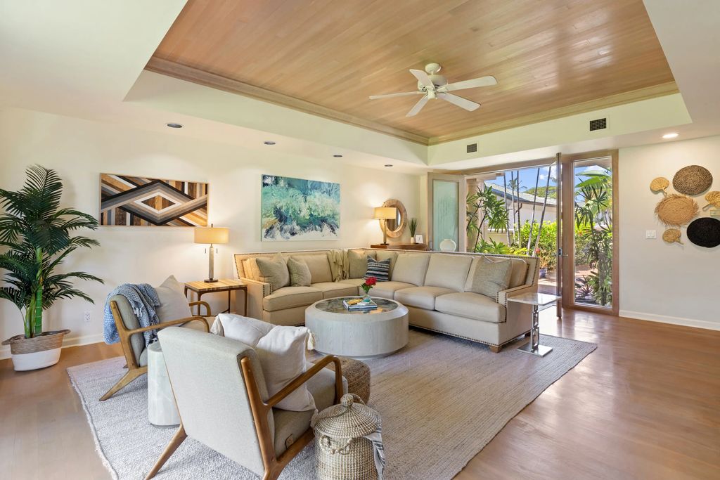 68-1375 Pauoa Rd K2, Kamuela