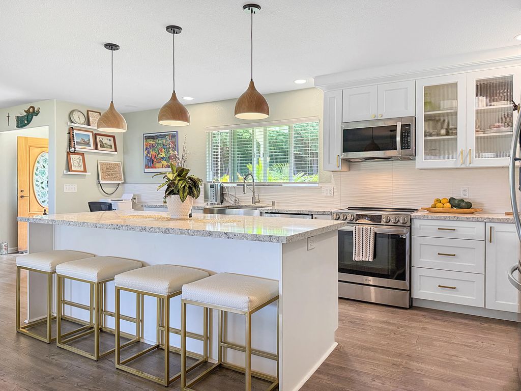 73-1272 Hiolani St, Kailua-Kona