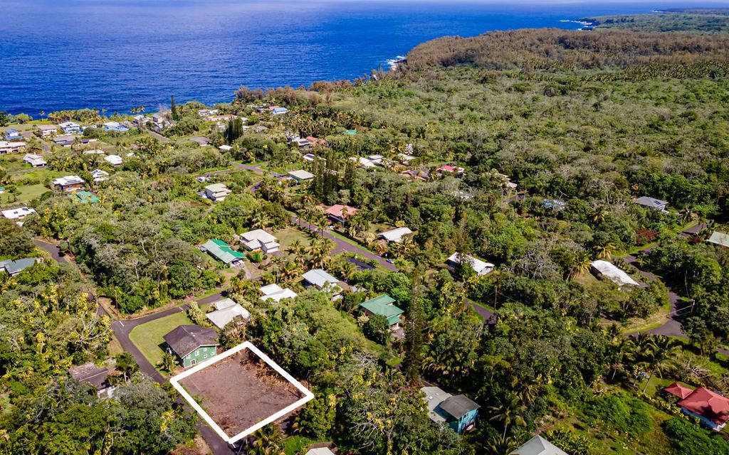 Opelu St, Pahoa