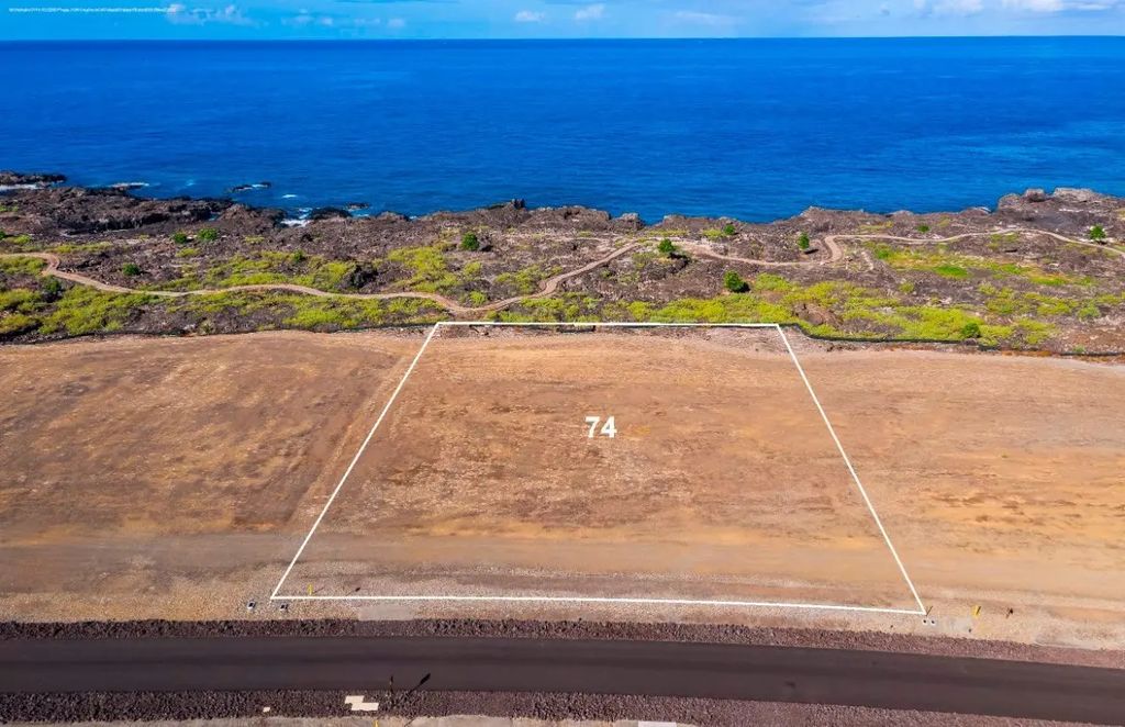 Hawai'i Loa Drive, Kealakekua