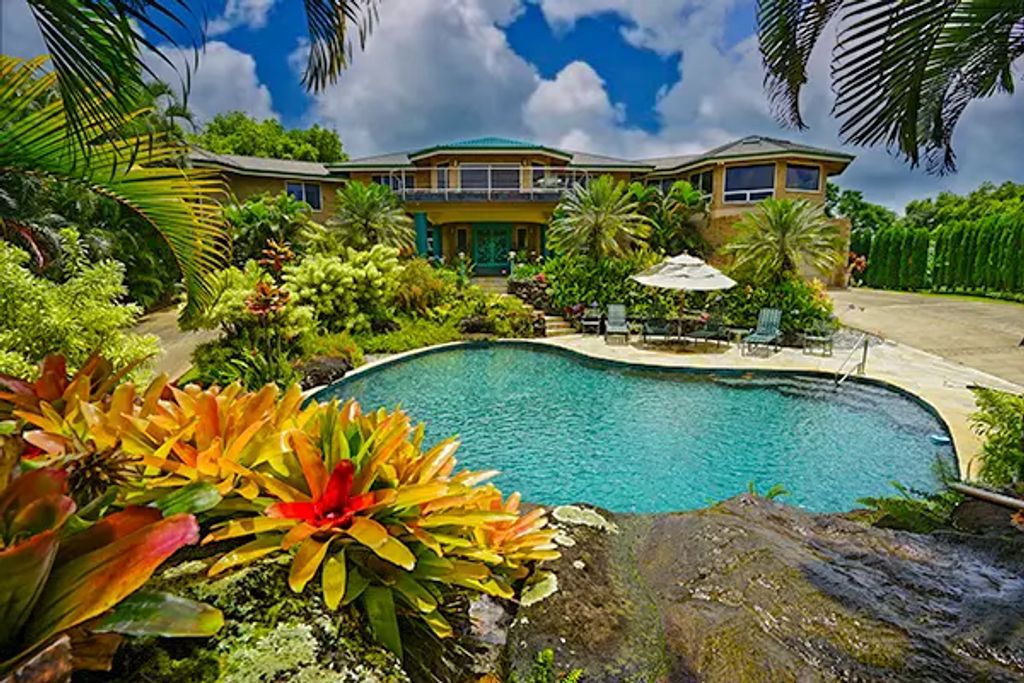 4700 Kapuna Rd, Kilauea