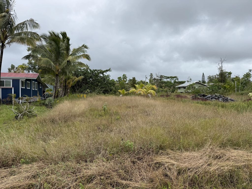 Puulena St, Pahoa