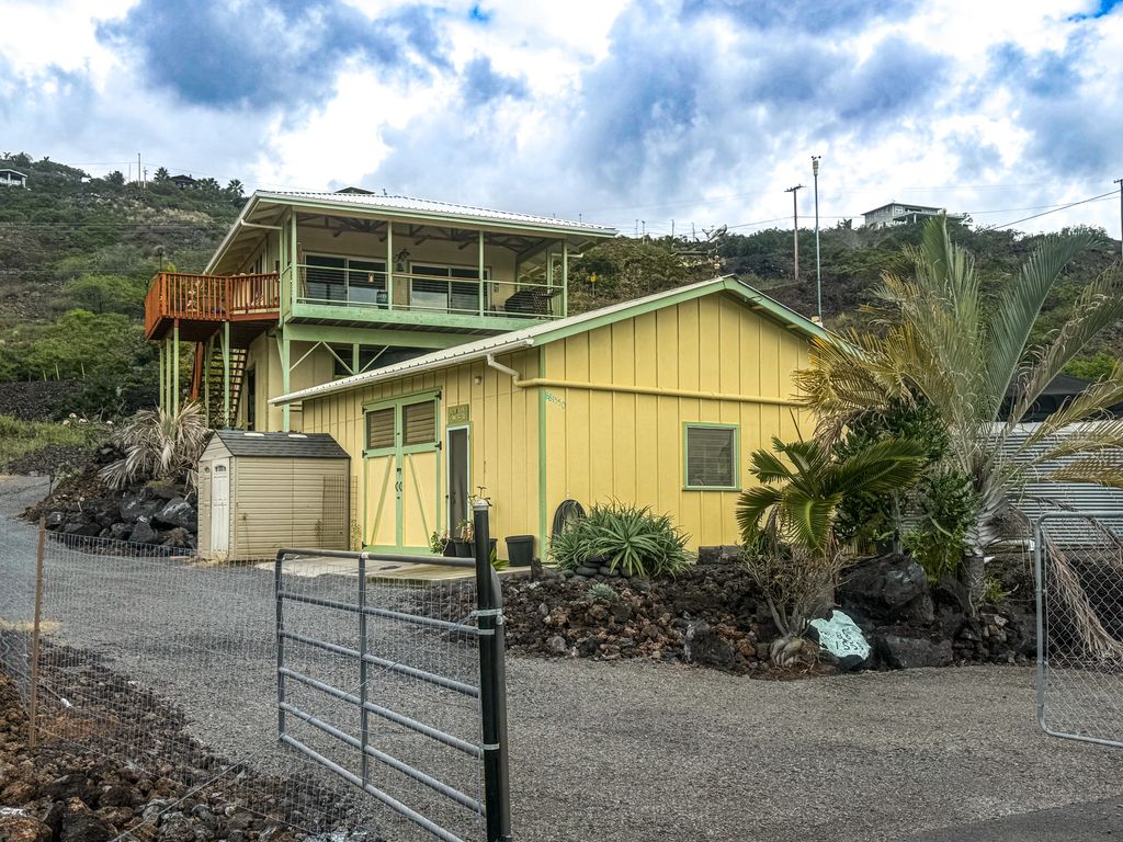 88-1550 Eiwa Ave, Captain Cook