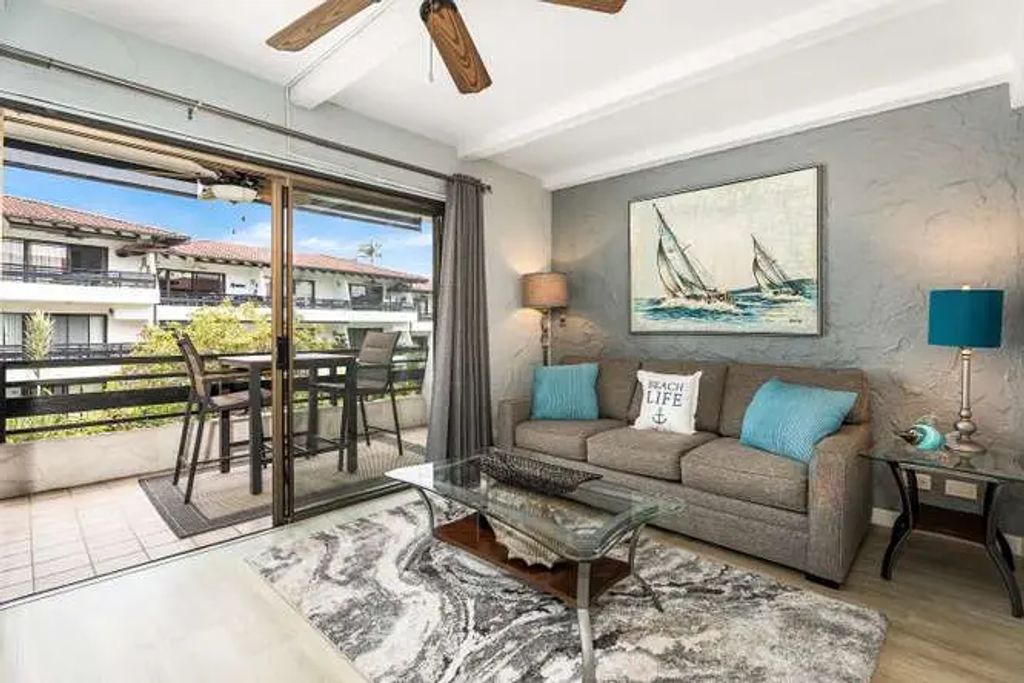75-6082 Alii Dr B221, Kailua Kona