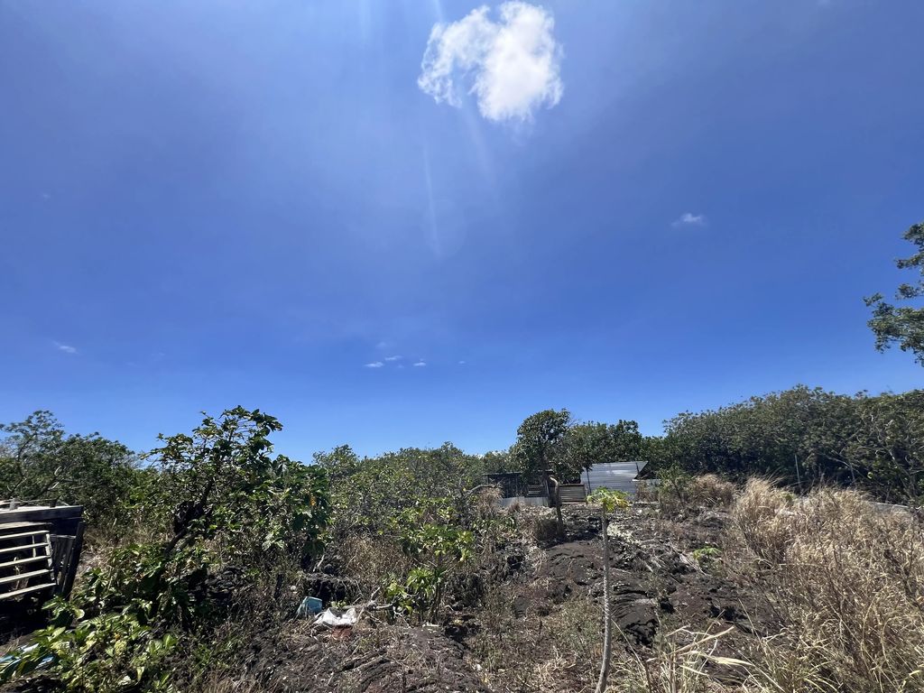 Mark Twain St, Naalehu