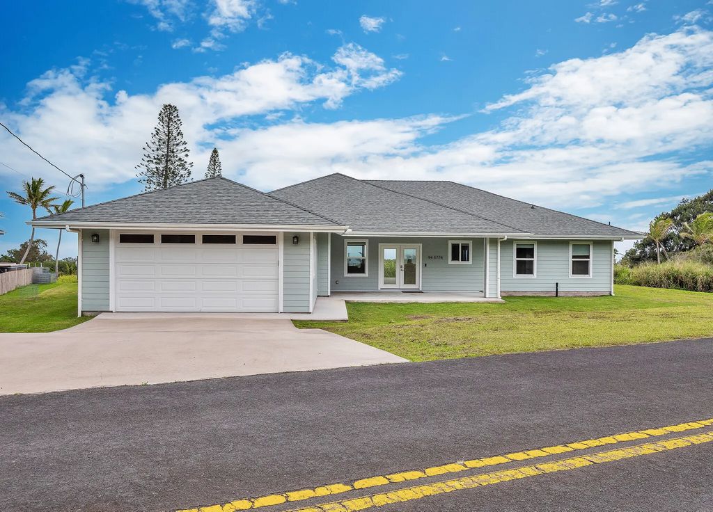 94-5774 Kalakau St, Naalehu