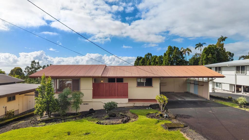 87 Terrace Dr, Hilo