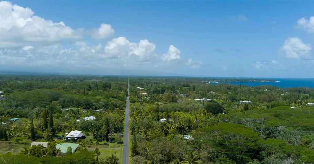 3rd Ave, Keaau