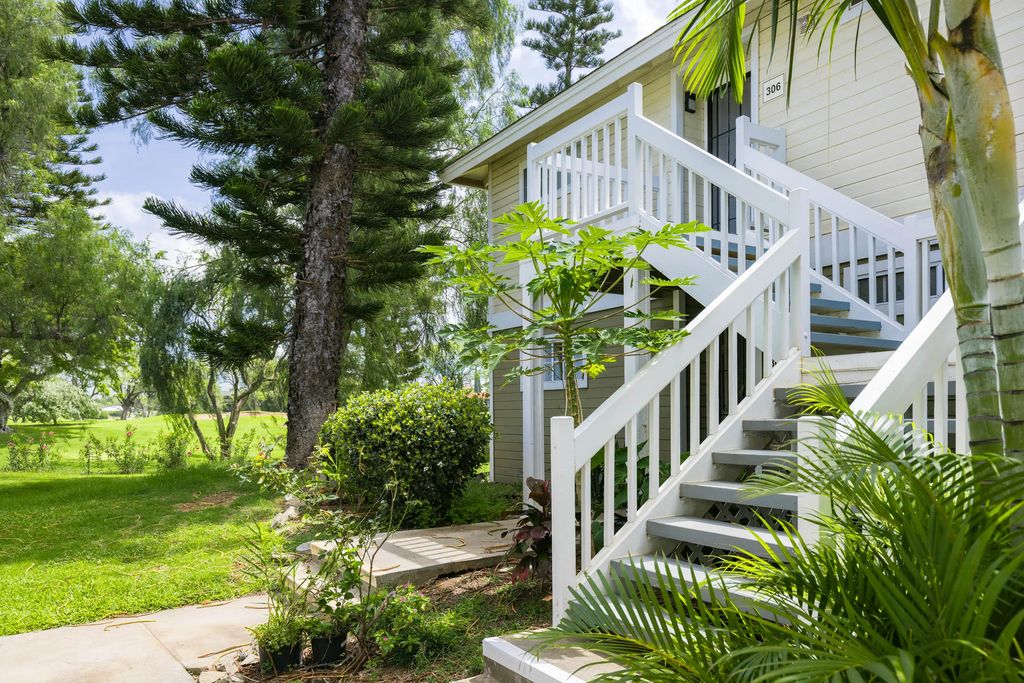 68-3883 Lua Kula St 306, Waikoloa