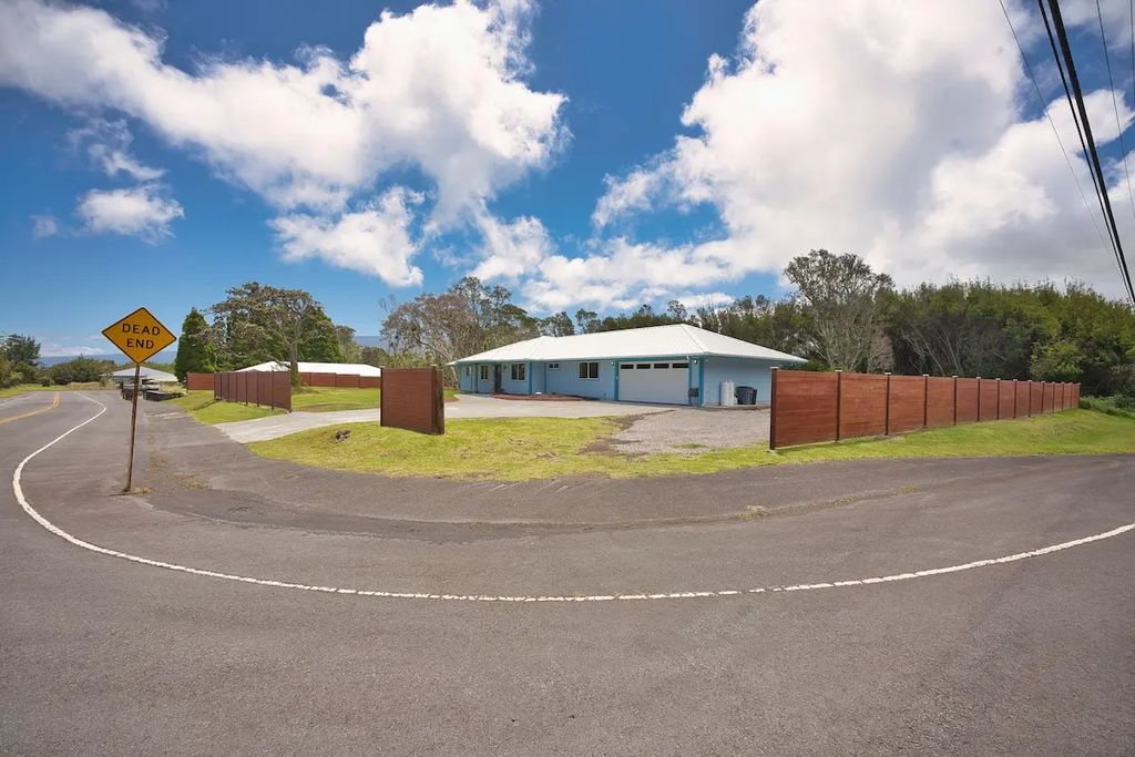 99-302 Maunanani Pl, Volcano