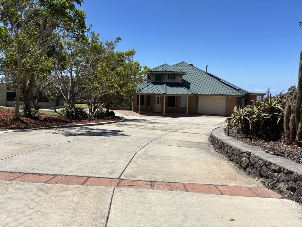 92-2840 Palm Pkwy, Ocean View