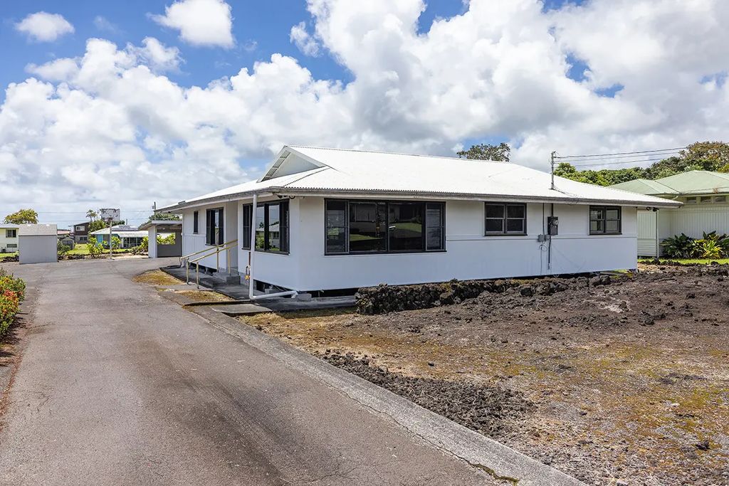 491 Naniakea St, Hilo