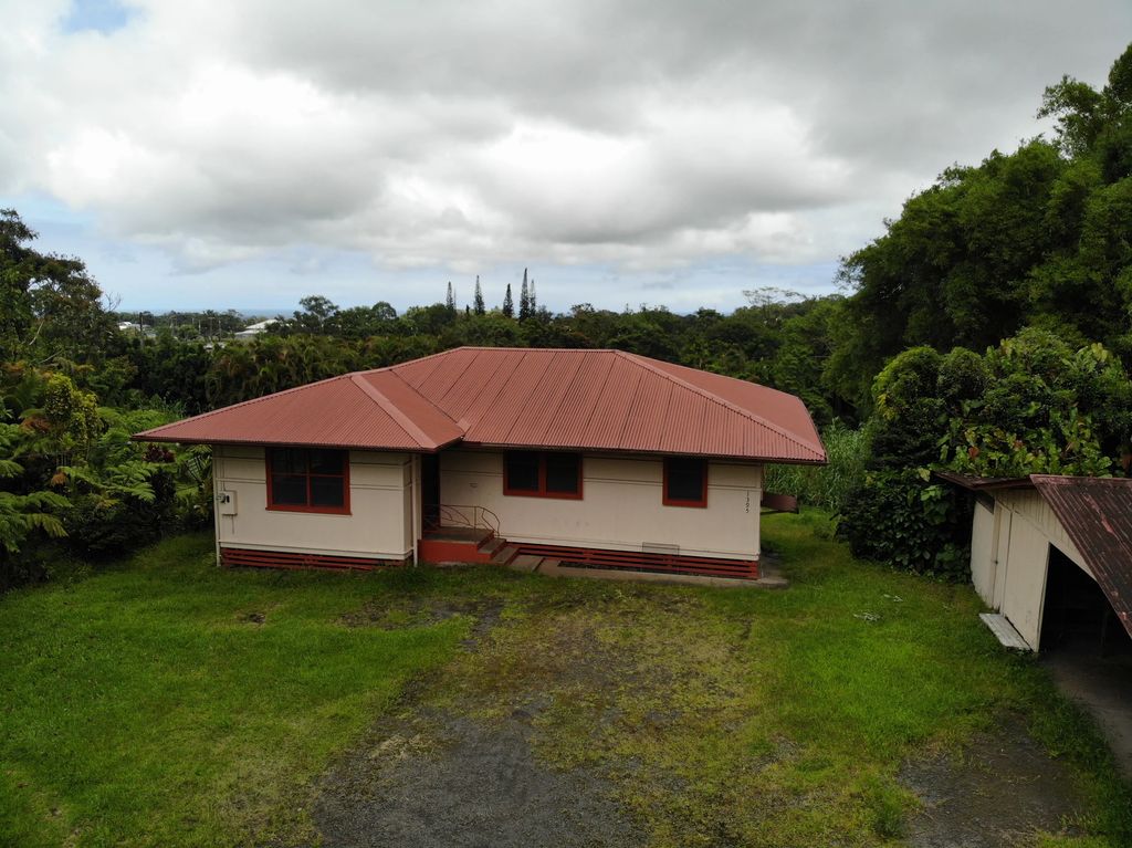 1395 Ainaola Dr, Hilo