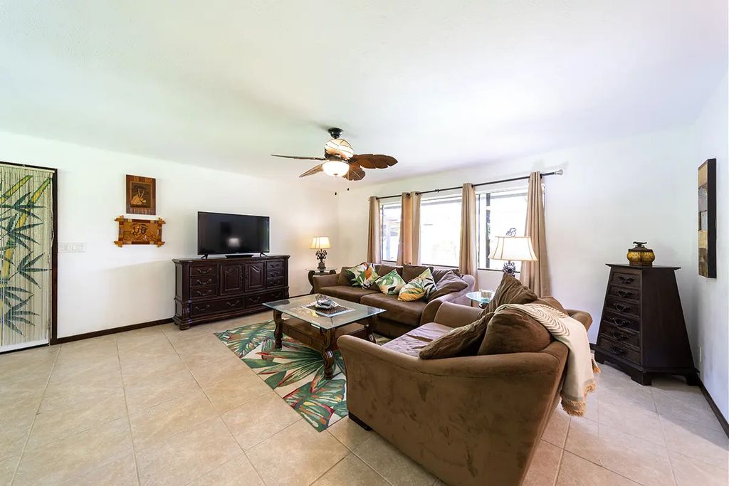 15-2037 24th Ave, Keaau