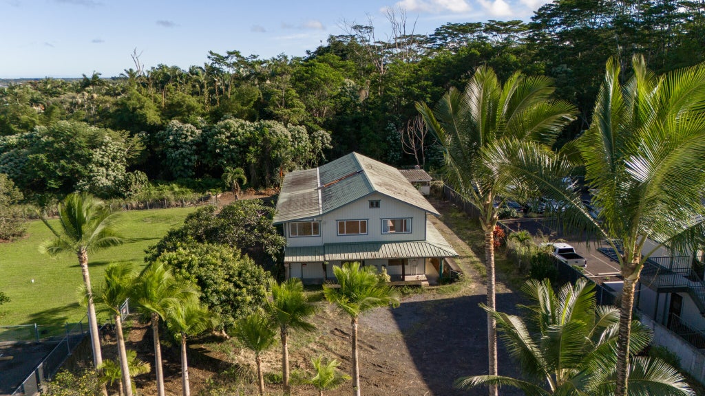 605 Ponahawai St, Hilo