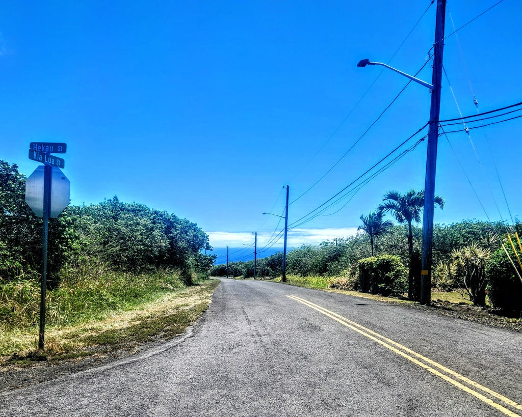 Hekau St, Naalehu