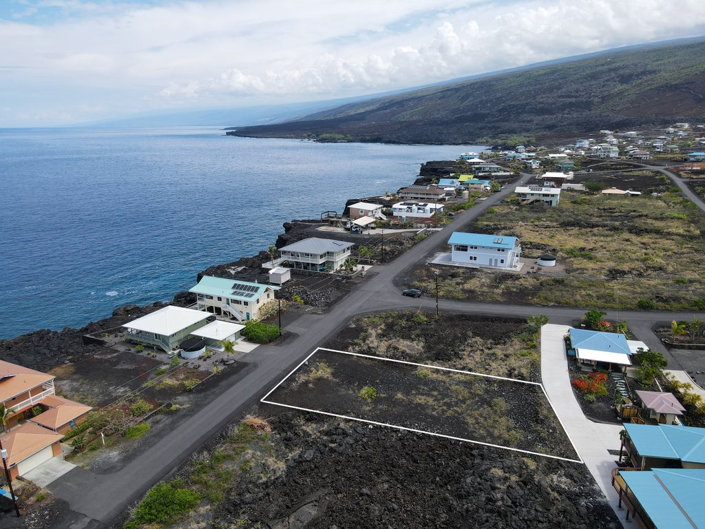 Kai Ave, Captain Cook