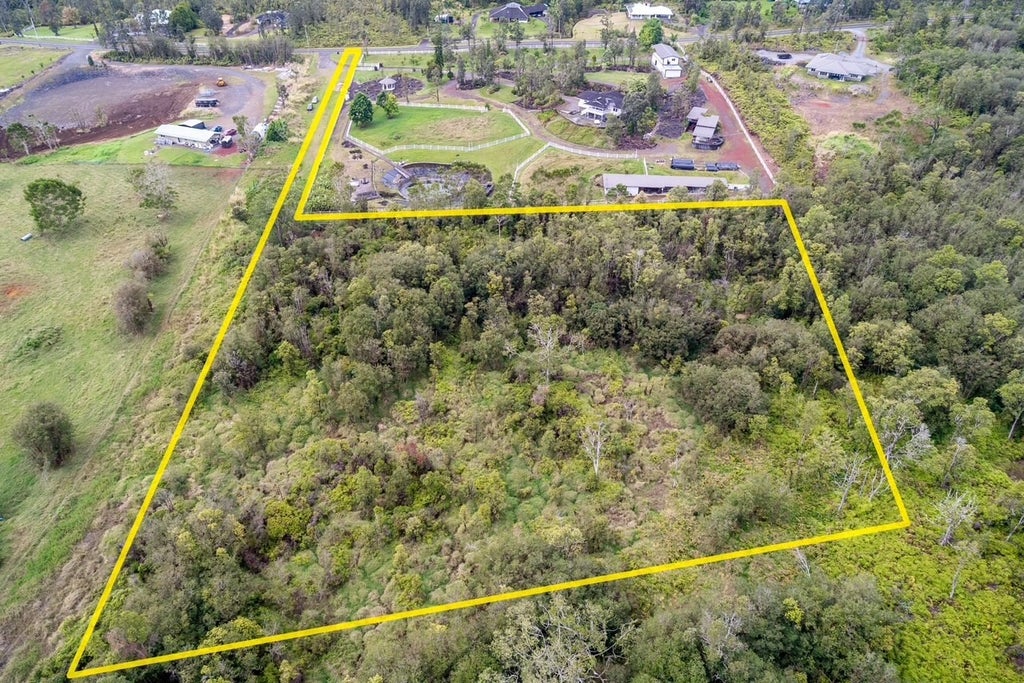 3006 Kaumana Dr 2, Hilo