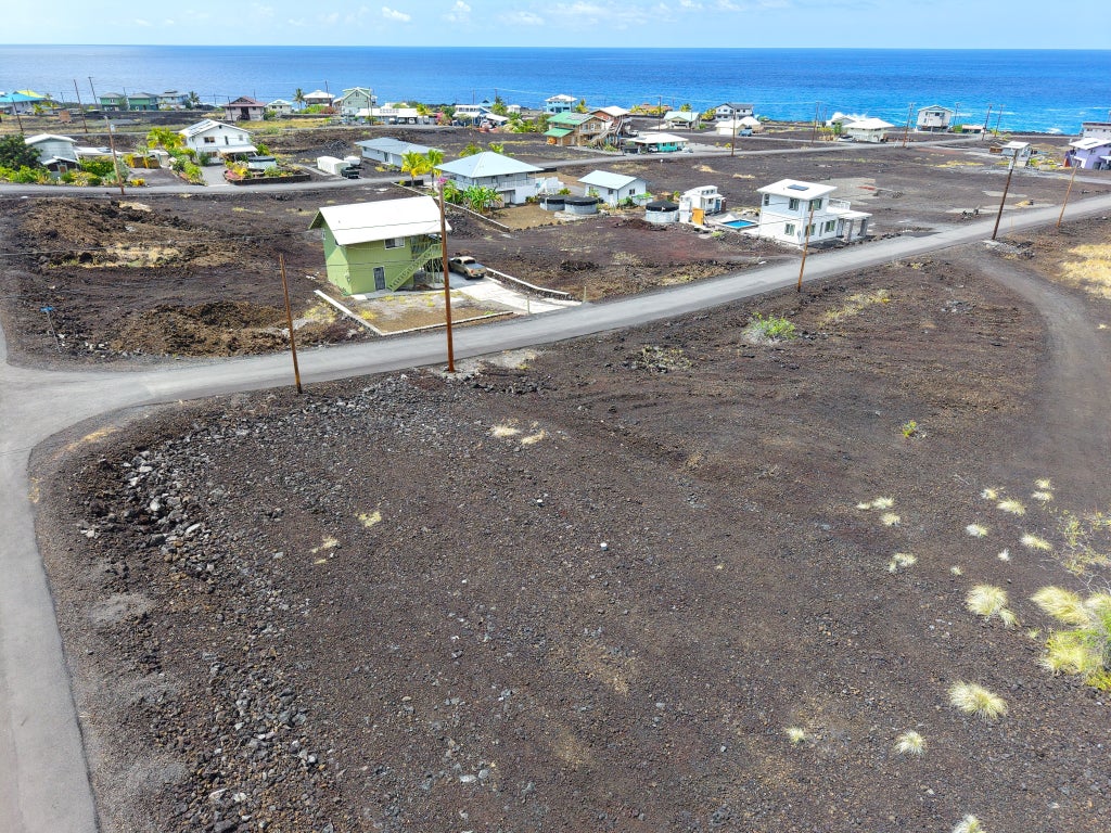 Eono Ave, Captain Cook