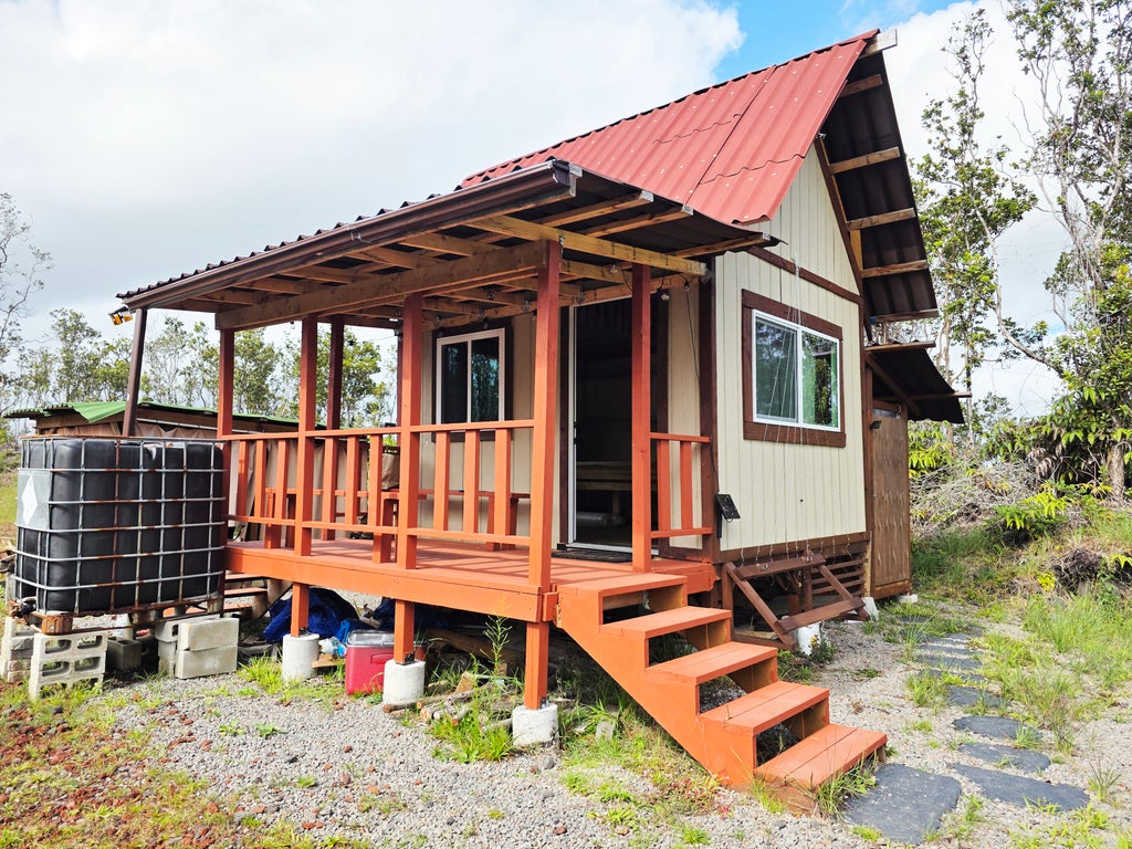 11-2550 Ohialani Rd, Volcano