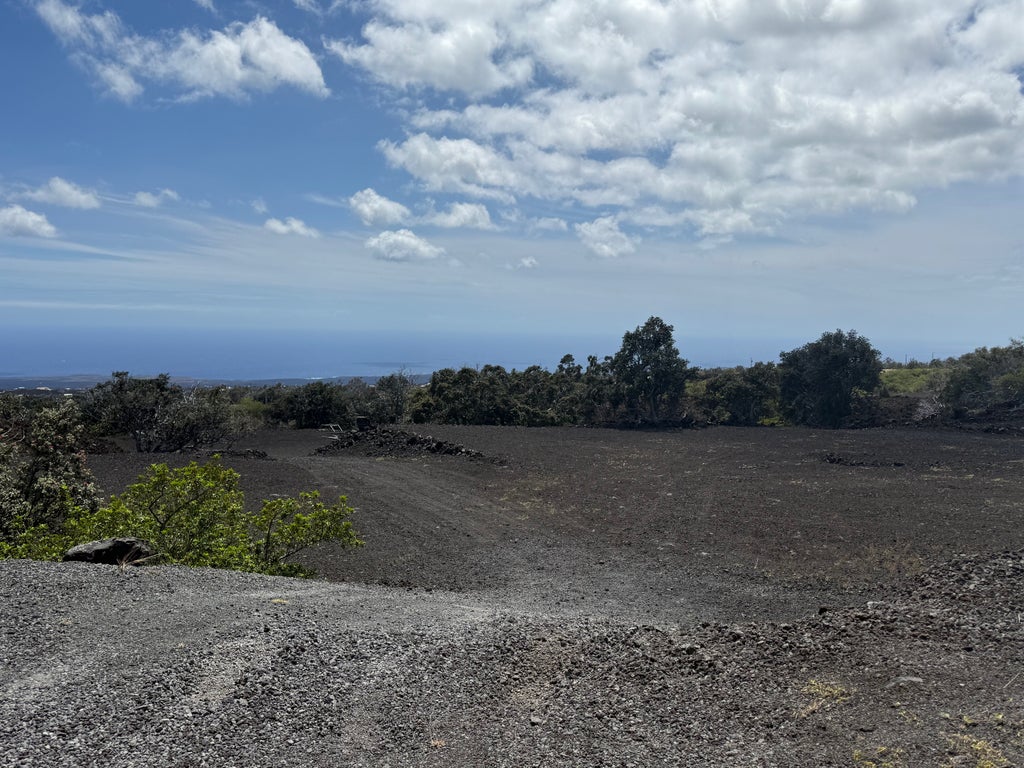 92-8332 Bougainvillaea Dr, Ocean View