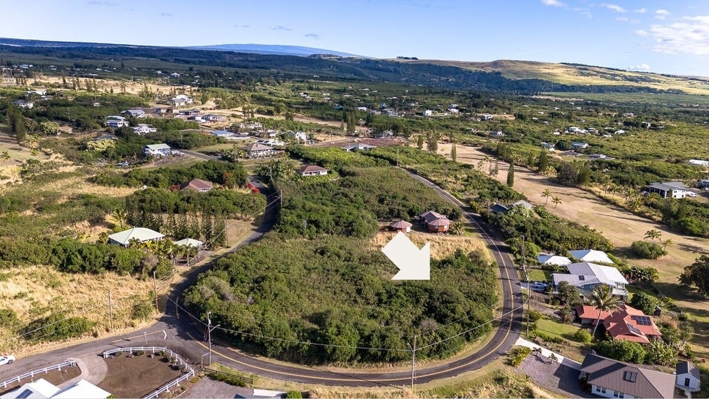 Kaulua Cir, Naalehu