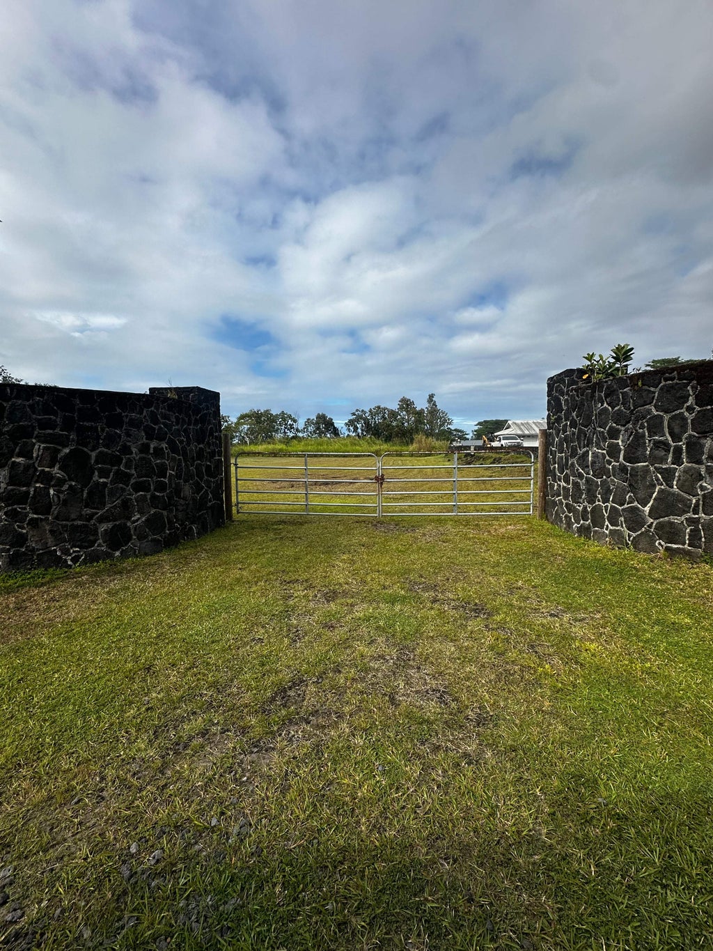 15-1499 13th Ave, Keaau