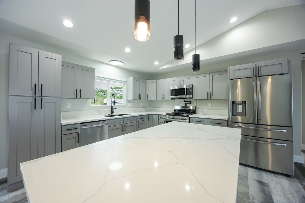 15-1836 11th Ave, Keaau