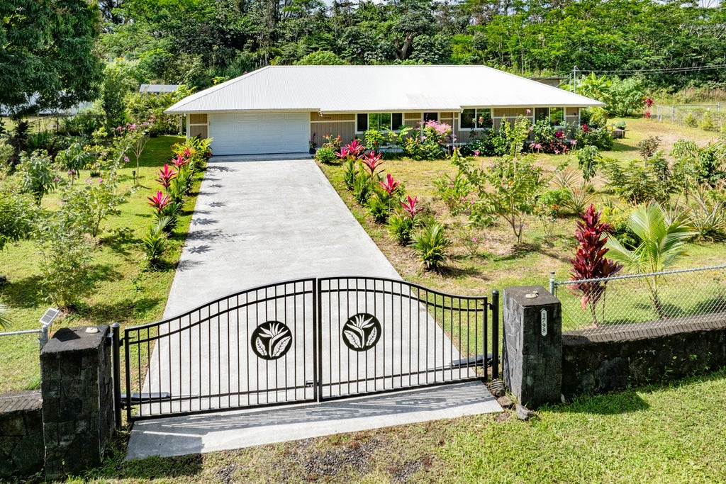 15-1798 20th Ave, Keaau