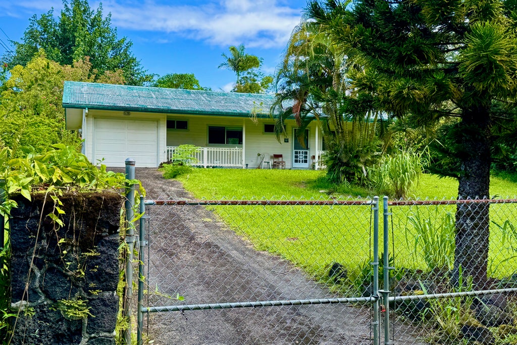 15-2783 Aweoweo St, Pahoa