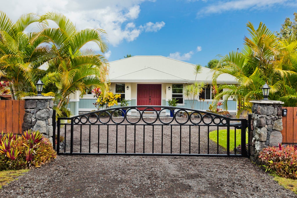 12-160 Moanauli Loop, Pahoa