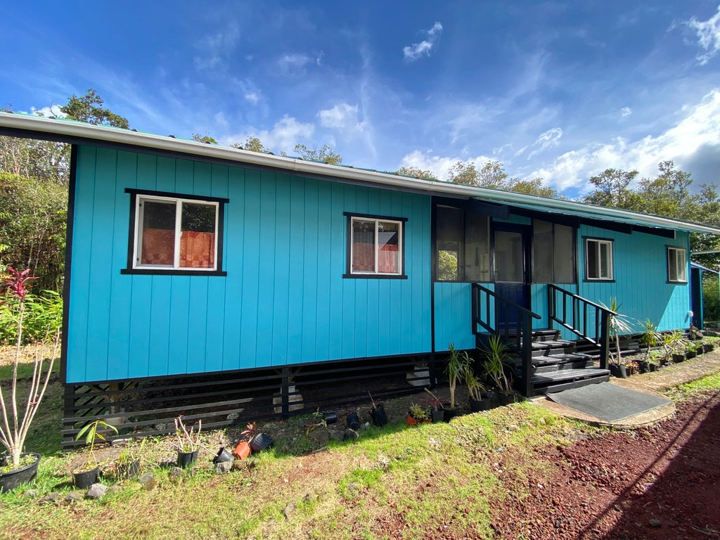 11-3141 Ala Kapena, Volcano