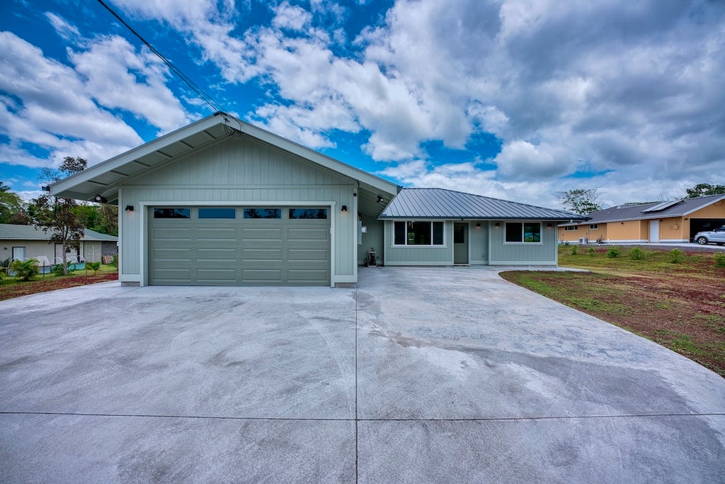 15-1568 11th Ave, Keaau