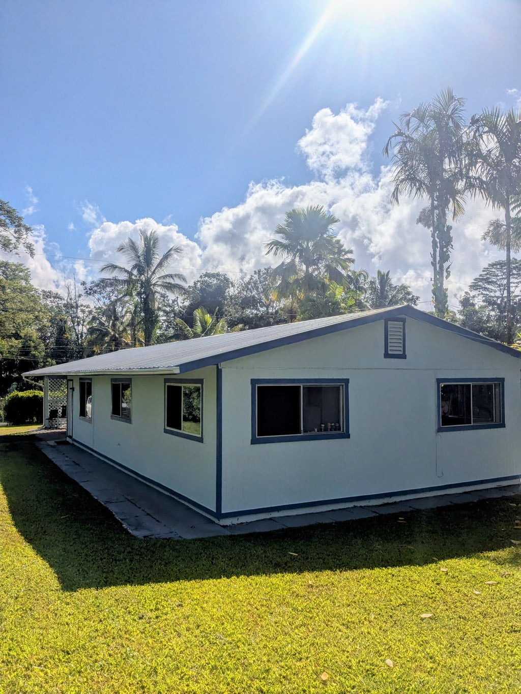 15-2714 Nenue St, Pahoa