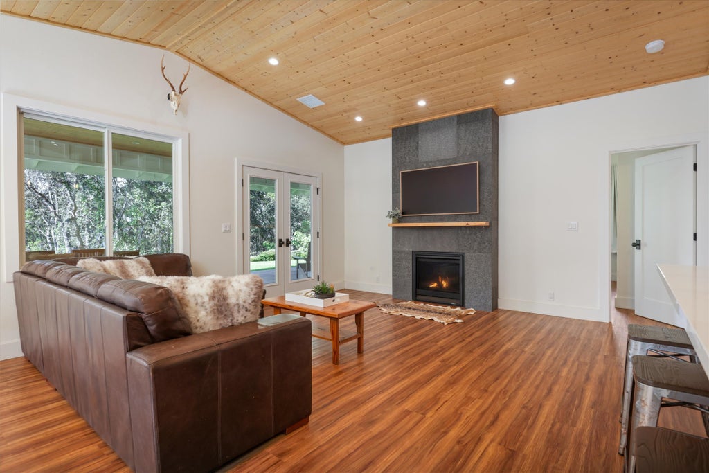 73-2085 Kaloko Dr, Kailua-Kona