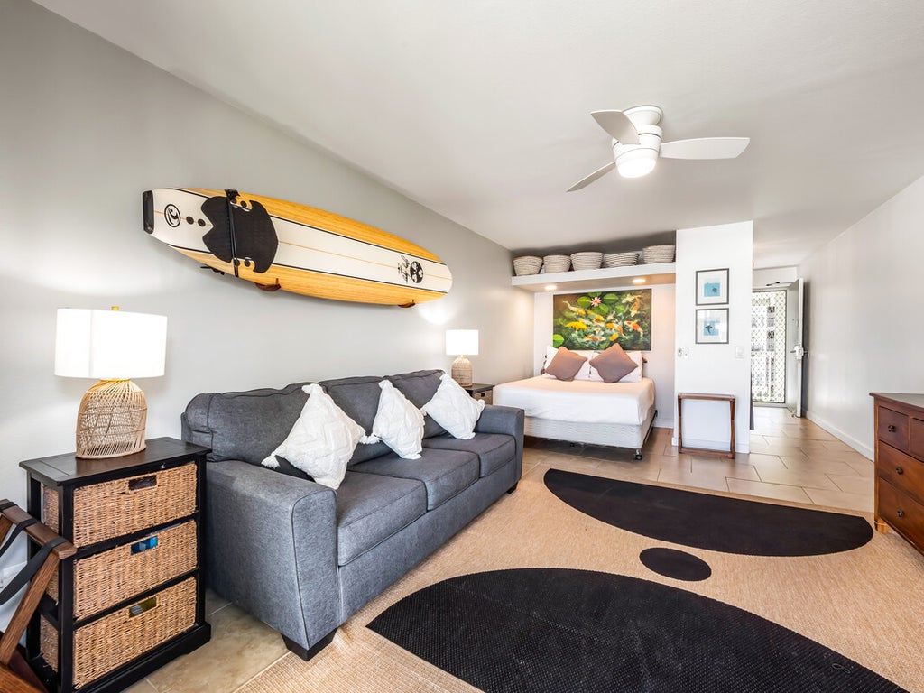 75-5776 Kuakini Hwy 341, Kailua-Kona