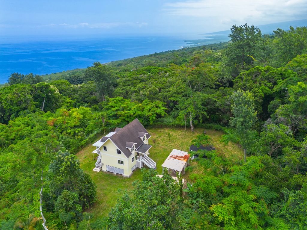 87-3476 Mamalahoa Highway, Captain Cook