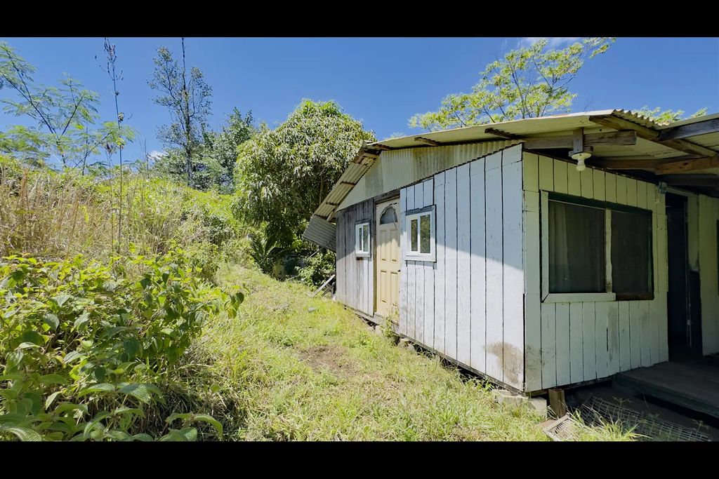 15-1392 20th Ave, Keaau