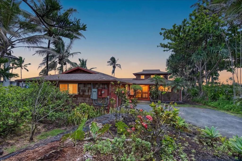 15-1111 Ala Heiau Rd, Keaau
