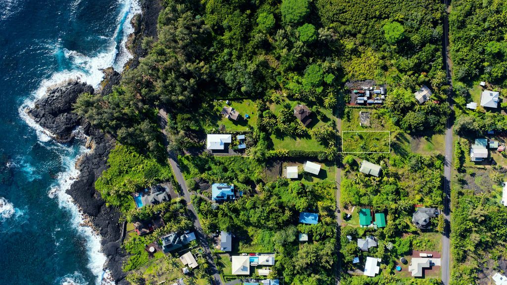 15-1032 Wahi Heiau Pl, Keaau
