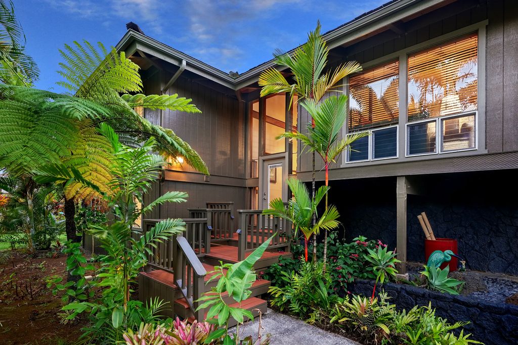 5072 Kamamalu Lp, Princeville