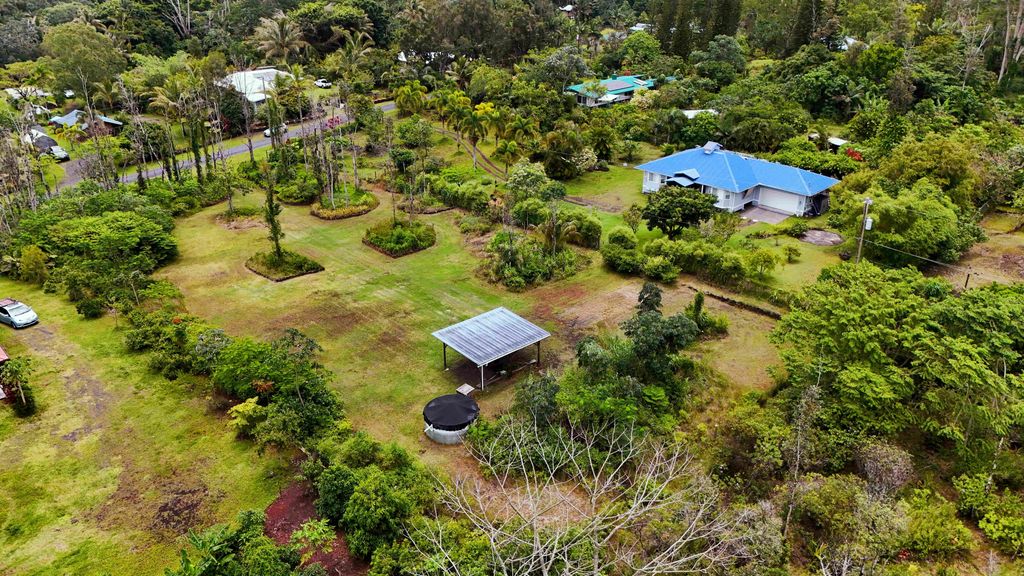 15-2042 13th Ave, Keaau