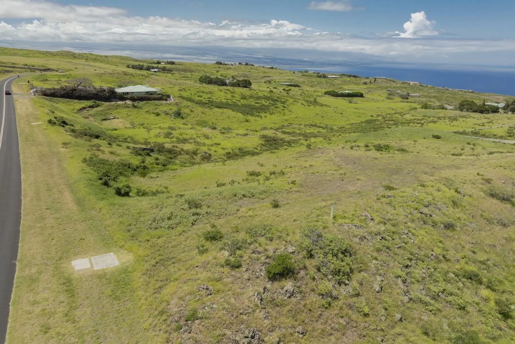 457 Kanaloa Dr, Kamuela