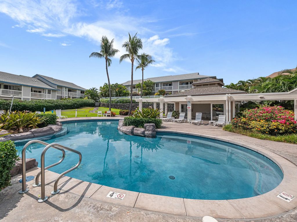 75-6081 Alii Dr W204, Kailua Kona
