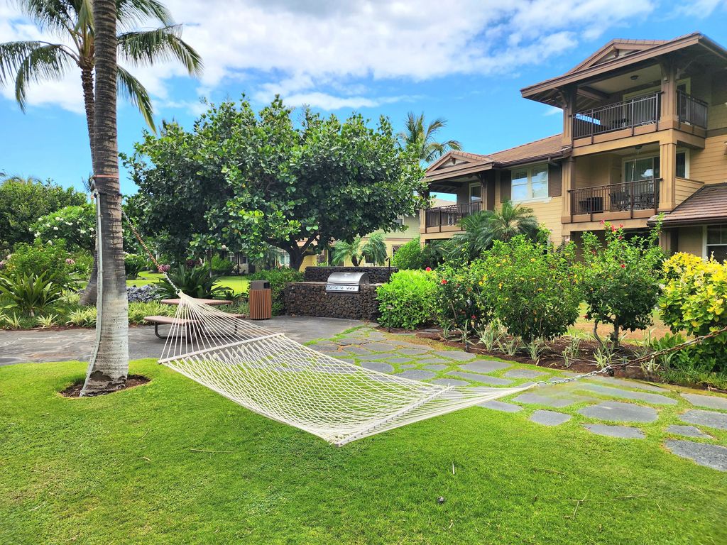 69-1033 Nawahine Pl 21b, Waikoloa