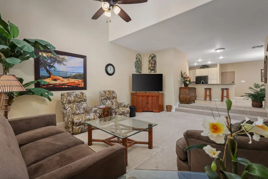 69-555 Waikoloa Beach Dr 2802, Waikoloa