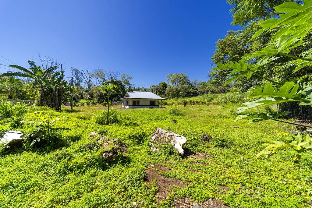 15-241 Puni Makai Loop, Pahoa