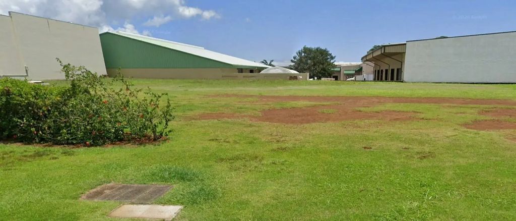 1795 Haleukana St, Lihue
